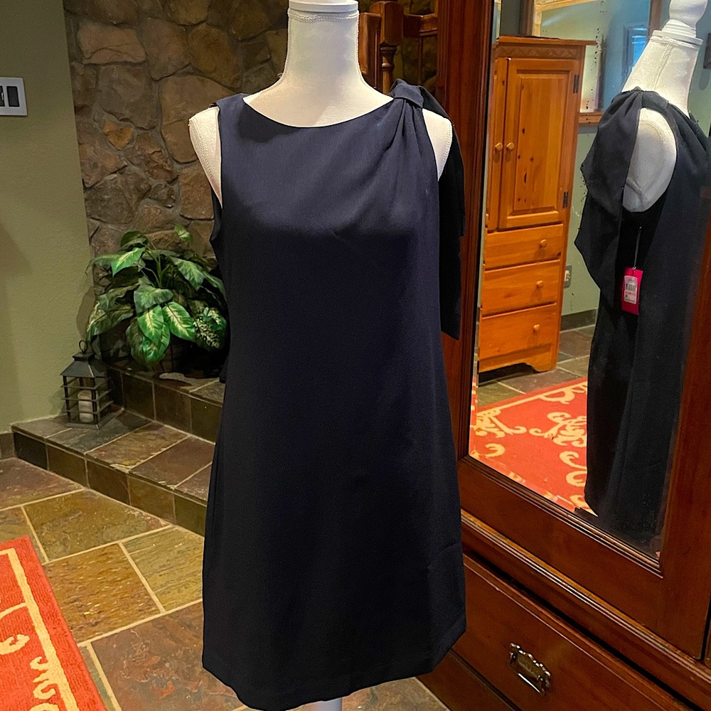 NWT Vince Camuto‘s navy dress in size 10